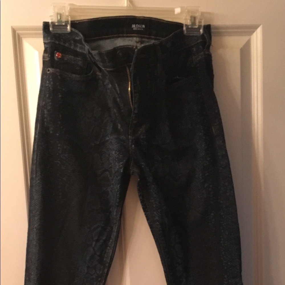 Women’s Hudson reptile print stretchy jeans